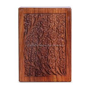 Venta al por mayor de urnas de cremación grabadas de madera o caja de urnas de madera para cenizas de adultos con la mejor calidad terminada o urnas de suministros funerarios - Product Image 5