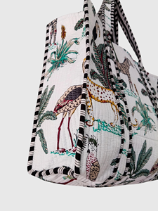 Bolso de lona acolchado con estampado de animales tropicales, estilo bohemio, parte superior abierta, para ir de compras, viajar, todas las estaciones - Product Image 4