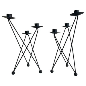 Grand bougeoir élégant en fer forgé en métal noir 3 bougeoirs en laiton pour la décoration intérieure Cadeaux de la Saint-Valentin Autres bougeoirs - Product Image 4