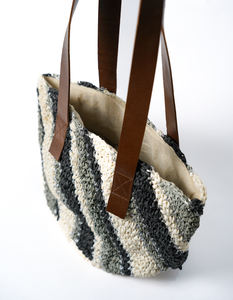 Bolso Tote de Rafia Hecho a Mano para Mujer, Tendencia 2026, con Asa de Cuero, Ecológico, para Playa, Viajes y Compras de Verano - Product Image 5