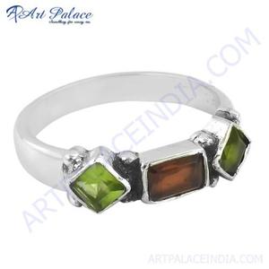 Sensational Garnet & <b>Peridot</b> Gemstone Silver <b>Ring</b>, 925 Sterling Silver Jewelry - Product Image 1