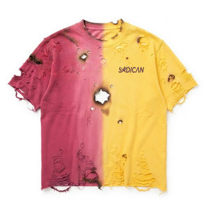เสื้อยืดคอกลมผู้ชายผ้าฝ้าย 100% แบบนุ่ม สไตล์ทำสีเบิร์นเอฟเฟค ลุคดิสเทรส ทรงหลวม ล้างสีแบบแอซิดวอช สไตล์สตรีท ระบายอากาศได้ดี เป็นมิตรกับสิ่งแวดล้อม เหมาะสำหรับใส่ในฤดูร้อน - Product Image 1