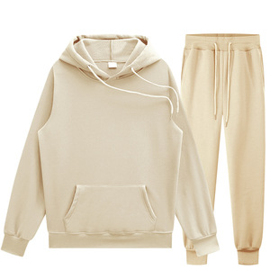 Ensemble de survêtement sportif pour hommes, vente en gros, personnalisé, pour le jogging, la course à pied, l'entraînement et la musculation - Product Image 1