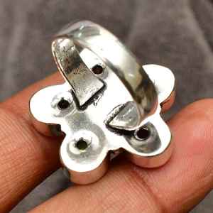 Anillo de Flor de Peridoto Hecho a Mano, Plata de Ley 925, Joyería con Piedra de Nacimiento, Gema Verde Natural, Anillo para Mujer, Regalo - Product Image 4