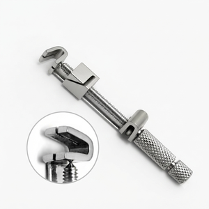 Mejore la bandeja de su instrumento con un retenedor Tofflemire de precisión que combina un manejo ergonómico con una durabilidad excepcional. - Product Image 4