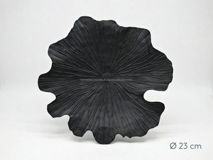 Bandeja Decorativa de Metal Chapada en Oro con Hojas, Plato de Loto de Aluminio Hecho a Mano, Moderno, para Bodas, Cumpleaños, Decoración Floral - Product Image 5