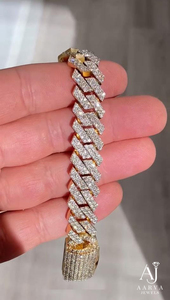 สร้อยข้อมือคิวบันลิงค์แบบ Iced Out ประดับมุกน้ำจืดและมอสซาไนต์ ชุบทองคำขาว/ทองคำ บนเงินแท้ 925 เครื่องประดับฮิปฮอปสำหรับงานปาร์ตี้หรือเป็นของขวัญ - Product Image 4