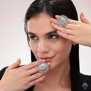 Hot PRAO Boucles d'oreilles en argent oxydé Collection de bijoux fins - Product Image 2