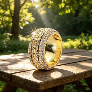 Anillo de Eternidad de Lujo Chapado en Oro de 18K con Moissanita, Engaste Pavé, Corte Brillante Redondo, Diseño de Planta, Anillo de Boda Unisex - Product Image 3