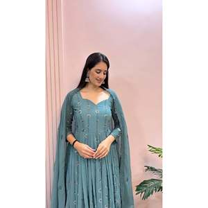 Robes de soirée élégantes Belle robe de soirée avec fantaisie Dupatta - Product Image 2