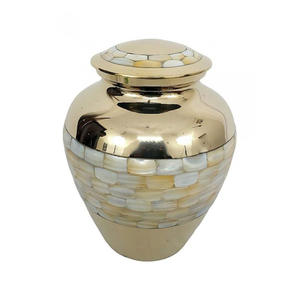 Urna Funeraria de Latón Grabada de Lujo, Urna Conmemorativa Premium para Cenizas Humanas, Decoración Funeraria - Product Image 4