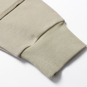 Sweat à capuche unisexe en molleton épais 100% coton brodé, idéal pour l'hiver, fabriqué au Pakistan - Product Image 3