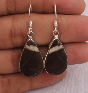 Pendientes de Ónix Natural Rayado en Plata de Ley 925, Pendientes Colgantes de Gema en Forma de Lágrima, Joyería Artesanal de Ágata Rayada al por Mayor - Product Image 1