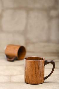 แก้วกาแฟไม้วอลนัทงานฝีมือเหนือกาลเวลา - ดีไซน์แกะสลักลายเฉพาะตัว เป็นมิตรกับสิ่งแวดล้อม ความจุขนาดใหญ่ รับสกรีนโลโก้ - Product Image 5