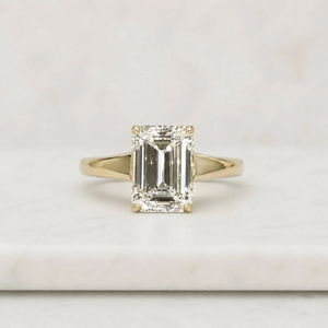 Bague de fiançailles en diamant taille émeraude, or jaune, style luxueux, bijoux pour femmes - Product Image 5