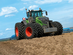 รถแทรกเตอร์ Fendt 716 Profi มือสองสำหรับขาย รถไถนาดีเซลขับเคลื่อน 4 ล้อ ประสิทธิภาพสูง เครื่องจักรกลการเกษตร นำเข้าจากยุโรป พร้อมใช้งาน ราคาดีที่สุด - Product Image 2