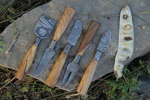 Hand Forged Damascus Steel 5 Pcs Cheese <b>Knife</b> Chef <b>Set</b> Olive Wood Ergonomic Handle OEM ODM Customizable Kitchen Cheese <b>Knives</b> - Product Image 6