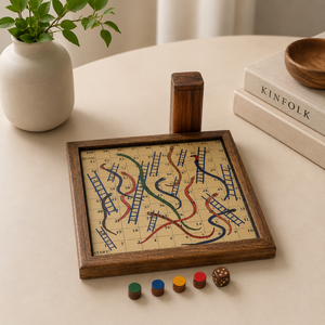 Juego de Mesa de Madera Premium Serpientes y Escaleras con Agitador de Dados de Madera |   Juego de mesa familiar clásico para viajes, regalo para niños y adultos - Product Image 3
