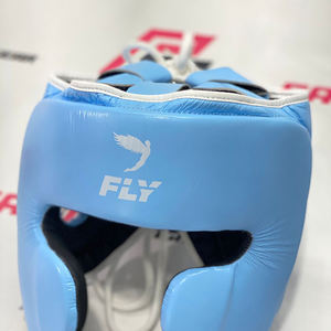 Protège-tête de sparring confortable et réglable FLY bleu ciel avec logo personnalisé pour le kickboxing et le Muay Thai, casque ouvert Twins - Product Image 3
