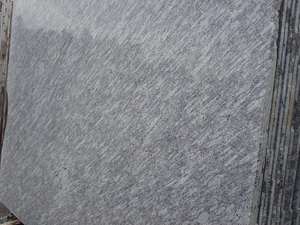 Losas y Azulejos de Granito Blanco Luna Nueva, Piedra Natural Premium con Acabado Pulido, Afilado y Flameado para Cocinas, Baños y Pisos - Product Image 2