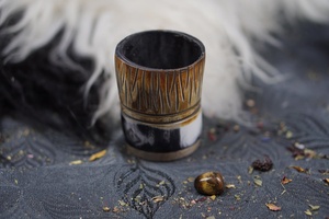 Copa de cuerno de buey de primera calidad, la más vendida, pulida naturalmente, copa de lujo personalizada, copa medieval vikinga hecha a mano. - Product Image 5