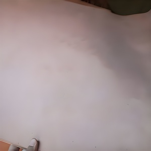 Cuero de búfalo curtido vegetalmente, 7-8 pies cuadrados, 5 mm de grosor, material de grano completo de tempera dura para suelas de zapatos y bolsos de cuero profesionales - Product Image 1