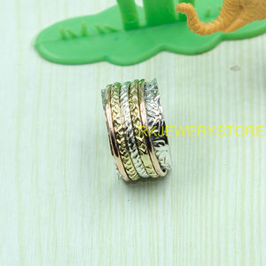 Anillo giratorio de plata de ley 925, latón y cobre, hecho a mano, martillado, para meditación, banda ancha, estilo bohemio, joyería llamativa para ella - Product Image 2