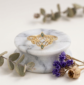 Anillo de Ágata Musgo Diseño Kite con Detalles de Diamantes de Laboratorio DEF VVS, Colección Mayorista de Joyería Nupcial Premium - Product Image 1