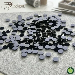 คริสตัลติดเสื้อผ้า Ariana Hotfix สีดำอ่อน สีดำกราไฟต์ สีดำเจ็ท สำหรับงานฝีมือ เครื่องประดับอานม้า และกางเกงขี่ม้า - Product Image 1