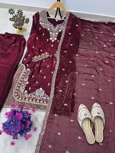 Indian Pakistani Blue Silk Embroidered <b>Shawl</b> With Floral Pattern <b>Traditional</b> Ethnic <b>Scarf</b> For Women Wedding Engagement - Product Image 3
