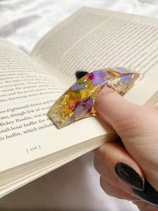 Soporte de Resina para Páginas de Libros para Lectura |   Herramienta Ligera para el Dedo Pulgar para Uso Diario - Product Image 5