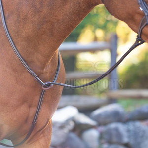 Martingala para Caballos en Oferta, Cómoda y Diseñada para Sesiones de Equitación y Actividades al Aire Libre - Product Image 2