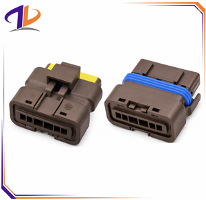 Conector Eléctrico Automotriz Sellado de 6 Pines, Contacto de Cobre Hembra, Carcasa de Nylon Marrón, para Cableado de Automóviles - Product Image 1