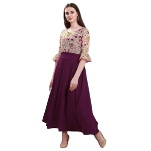 Nouveautés Mode d'été Vêtements pour femmes Mode ukrainienne tp wear Robe longue trapèze pour femmes - Product Image 1