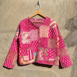 Edredón Acolchado Hecho a Mano en India, 100% Algodón Ecológico, Antiarrugas, Transpirable, de Secado Rápido, con Estampado Digital y Bolsillo Frontal, para Otoño/Invierno - Product Image 1