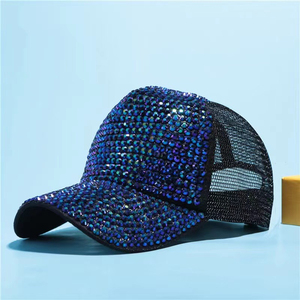 Gorras Trucker de Tela Suave al Tacto, Costuras Premium, Gorra Personalizada, Panel Frontal Limpio, Listas para Serigrafía y Parches - Product Image 4