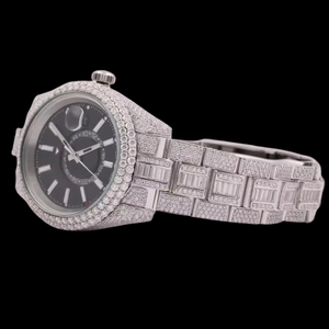 นาฬิกาข้อมือผู้ชายดีไซน์เนอร์คุณภาพพรีเมียม หน้าปัดสีดำประดับเพชรโมอิสซาไนต์ทรงบาแกตต์และทรงกลม สไตล์ฮิปฮอป พร้อมฟังก์ชั่นแสดงวันที่อัตโนมัติ - Product Image 2