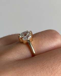 Anillo de Boda de Lujo en Oro Sólido de 10K, 14K y 18K con Diamantes Cultivados en Laboratorio HPHT, Joyería Fina, Anillo de Compromiso con 3 Diamantes CVD Cultivados en Laboratorio - Product Image 2