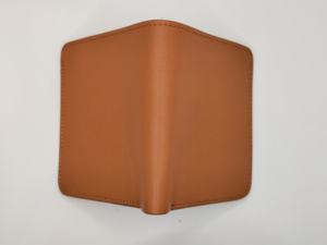 Porte-cartes court tendance pour homme en cuir véritable de qualité supérieure, durable, avec protection RFID, fabriqué en usine OEM, polyester 2026 - Product Image 3