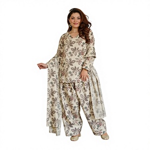 Conjunto Sharara de Algodón y Seda Suave, Hermoso y Elegante, Estilo Indio-Pakistaní, para Fiestas, Bodas y Uso Casual, para Mujer - Product Image 1