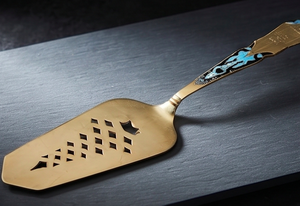 Luxury Blue Designer Cake Server With Vintage Style Perfect <b>For</b> Wedding Parties And Special Occasions Handcrafted Flatware - Product Image 2