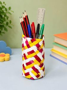 Cesta Organizadora de Escritorio de Mimbre Tejida a Mano para Oficina y Hogar - Product Image 5