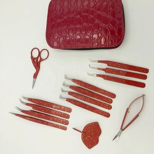 Juego de Herramientas para Extensión de Pestañas de Acero Inoxidable Rojo Oscuro, Hechas a Mano, 10 mm de Longitud, Color Personalizado con Etiqueta Privada, Probadas y Sostenibles - Product Image 6