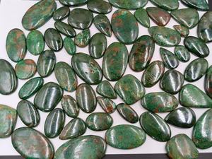 Lote al por mayor de cabujones de crisocola natural en forma de pera, ovalados y triangulares |   Piedras Preciosas Sueltas Verdes de Rajasthan |   Fabricación de Joyas ARTS JEWELS - Product Image 2