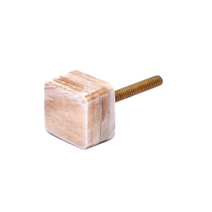 Perillas de puerta de resina epoxi brillante con base de madera y moldura de cuero, perfectas para temas interiores artísticos - Product Image 5