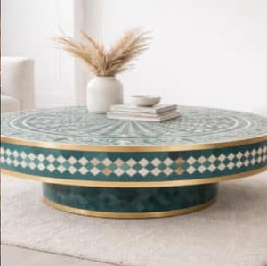 Mesa de centro redonda grande con incrustaciones de hueso en blanco y negro, con un gran diseño floral y de hojas, disponible al por mayor. - Product Image 6