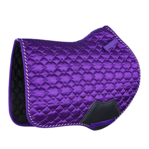 Tapis de selle matelassé en satin pour cheval avec bonnet d'oreille assorti |   Ensemble de tapis de selle de luxe en satin violet pour chevaux de dressage et de saut d'obstacles - Product Image 2