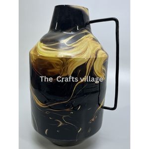 Vase en métal noir élégant fait à la main avec un motif en spirale dorée, vase à fleurs décoratif moderne pour table, décoration élégante pour la maison, centre de table - Product Image 2