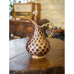Carafe en cuivre martelé à la main, style moderne et traditionnel, capacité 1500 ml, incluant 1 pichet en cuivre avec poignée en laiton - Product Image 6