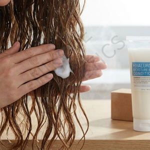 Crema Acondicionadora con Ácido Hialurónico para Hidratación Profunda, Suavidad y Tersura del Cabello, Fragancia Floral, Marca Privada OEM - Product Image 4